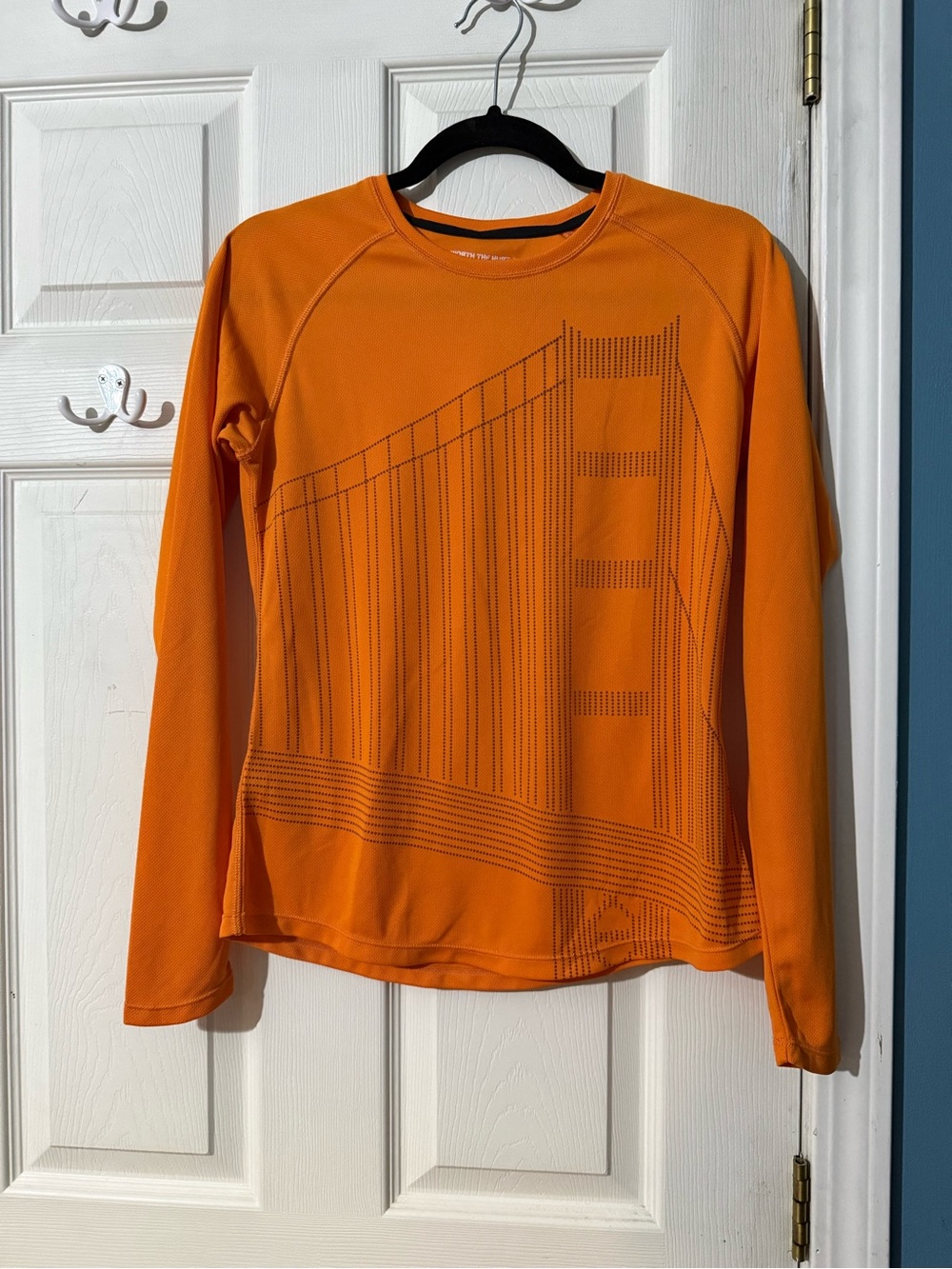 Women's Long-Sleeve Active Performance shirt- Orange